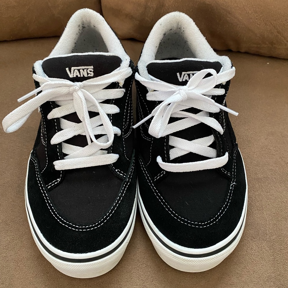 US Youth Van’s shoes